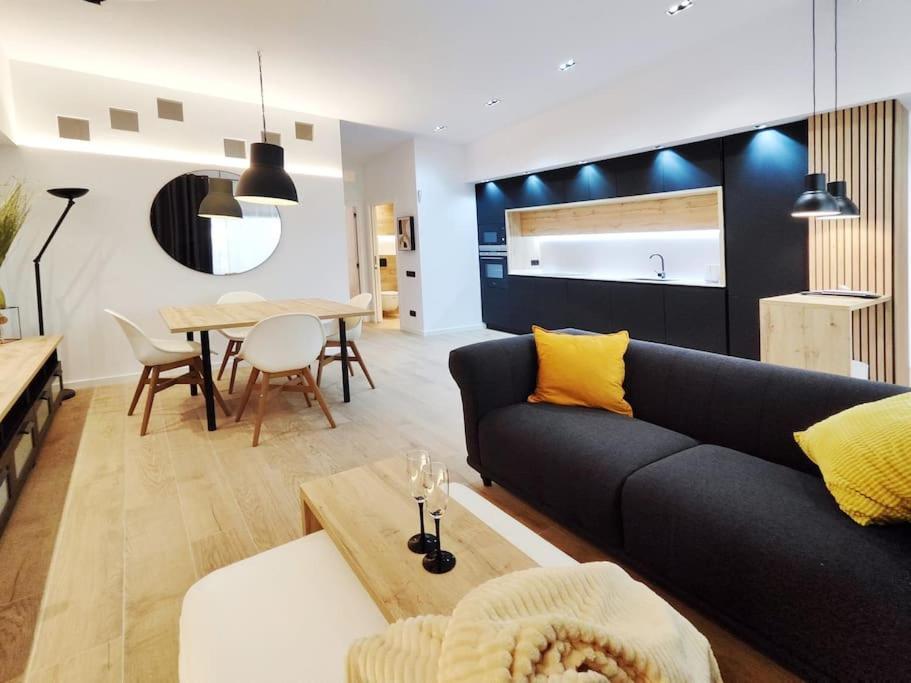 Increible Apartamento De Lujo En Terrassa Dış mekan fotoğraf